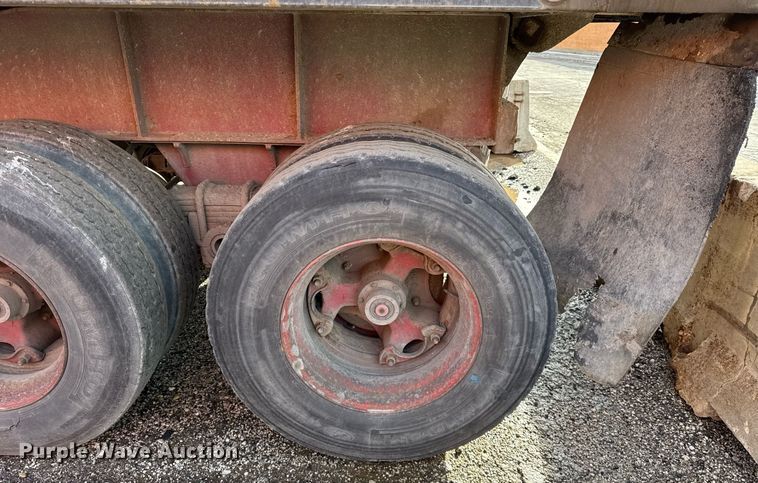 image for item DU3400 1989 Palmer  end dump trailer