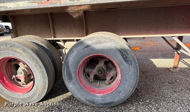 image for item DU3400 1989 Palmer  end dump trailer