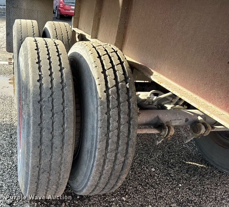 image for item DU3400 1989 Palmer  end dump trailer