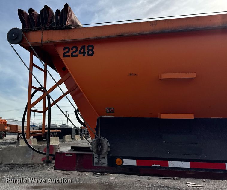 image for item DU3401 1989 Palmer end dump trailer