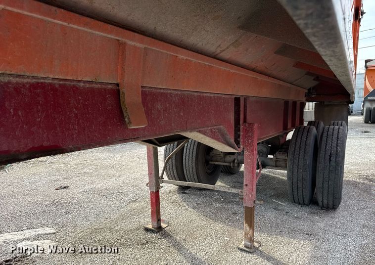 image for item DU3401 1989 Palmer end dump trailer