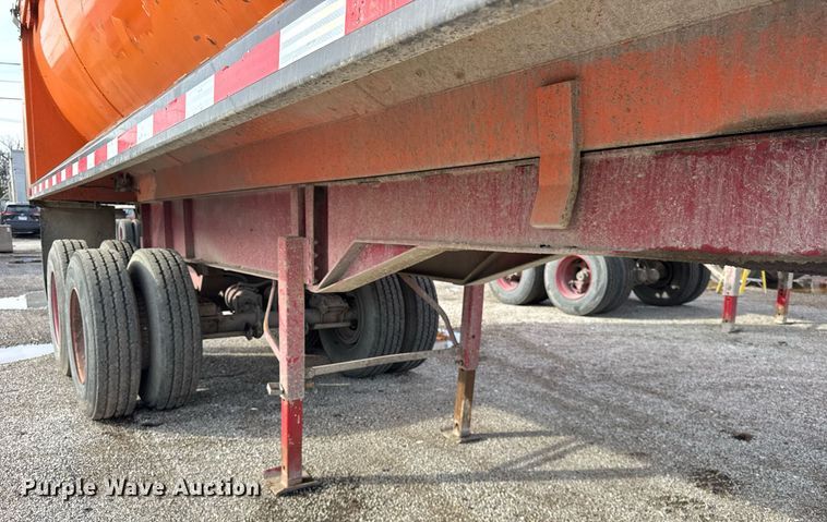 image for item DU3401 1989 Palmer end dump trailer