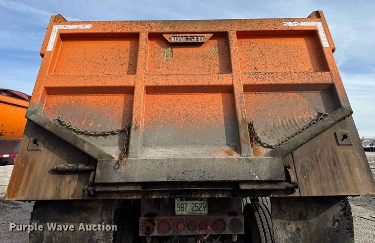 image for item DU3401 1989 Palmer end dump trailer