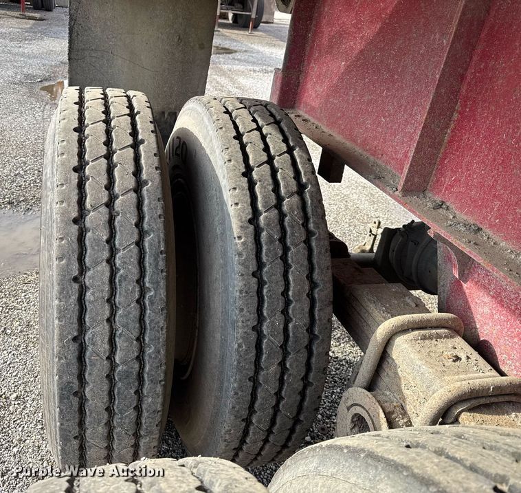 image for item DU3401 1989 Palmer end dump trailer