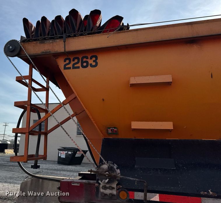 image for item DU3402 1989 Palmer  end dump trailer