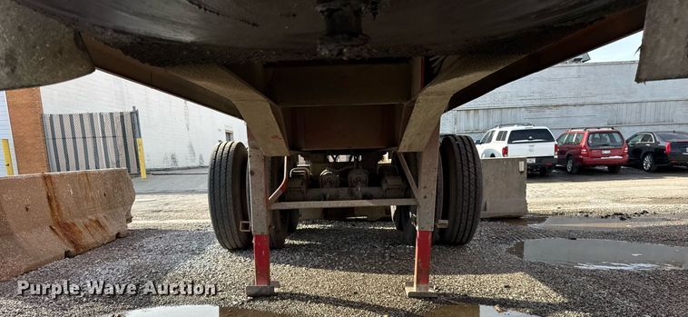 image for item DU3402 1989 Palmer  end dump trailer