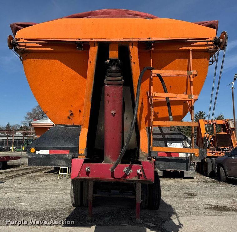 image for item DU3404 1989 Palmer end dump trailer