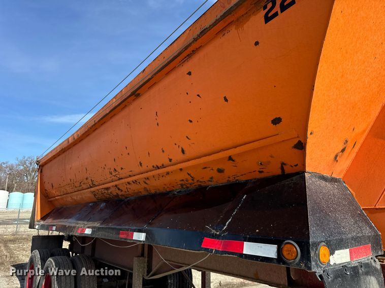 image for item DU3404 1989 Palmer end dump trailer