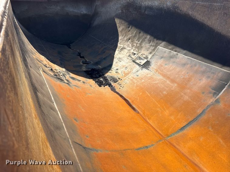 image for item DU3404 1989 Palmer end dump trailer