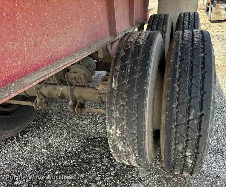 image for item DU3404 1989 Palmer end dump trailer