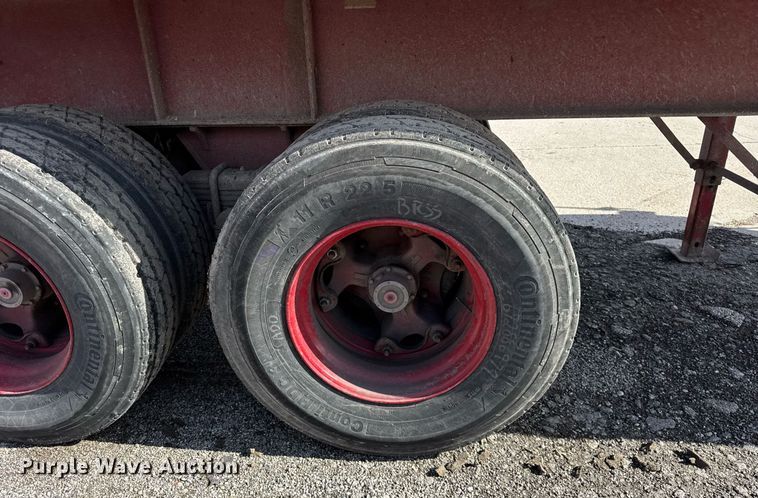 image for item DU3404 1989 Palmer end dump trailer