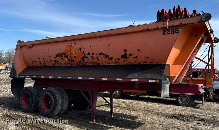 image for item DU3405 1989 Palmer end dump trailer