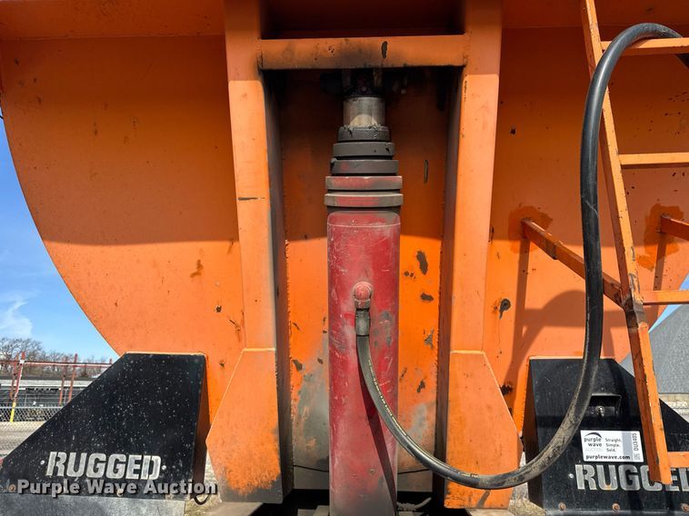 image for item DU3405 1989 Palmer end dump trailer