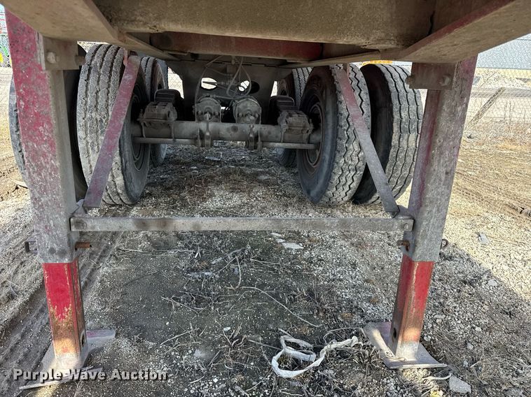 image for item DU3405 1989 Palmer end dump trailer