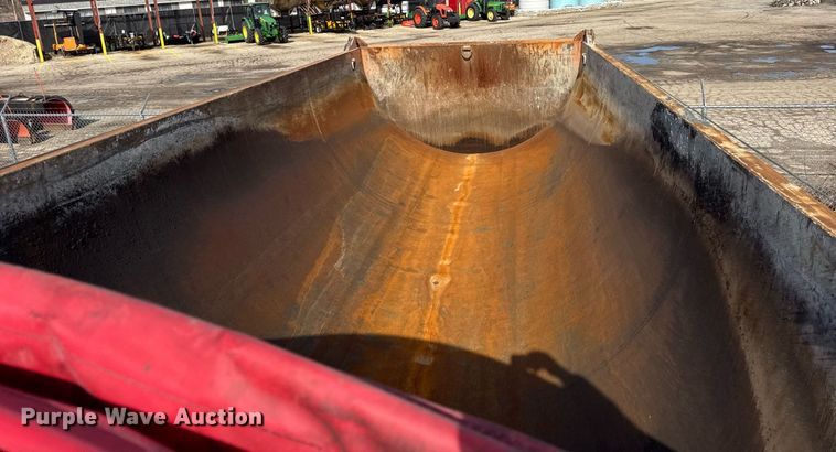 image for item DU3405 1989 Palmer end dump trailer