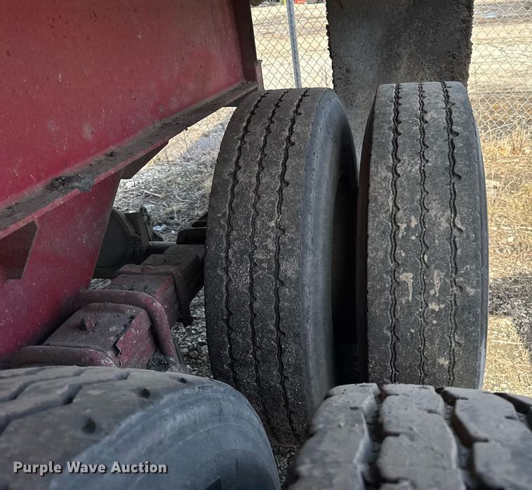 image for item DU3405 1989 Palmer end dump trailer