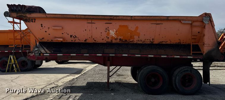 image for item DU3407 1989 Palmer end dump trailer