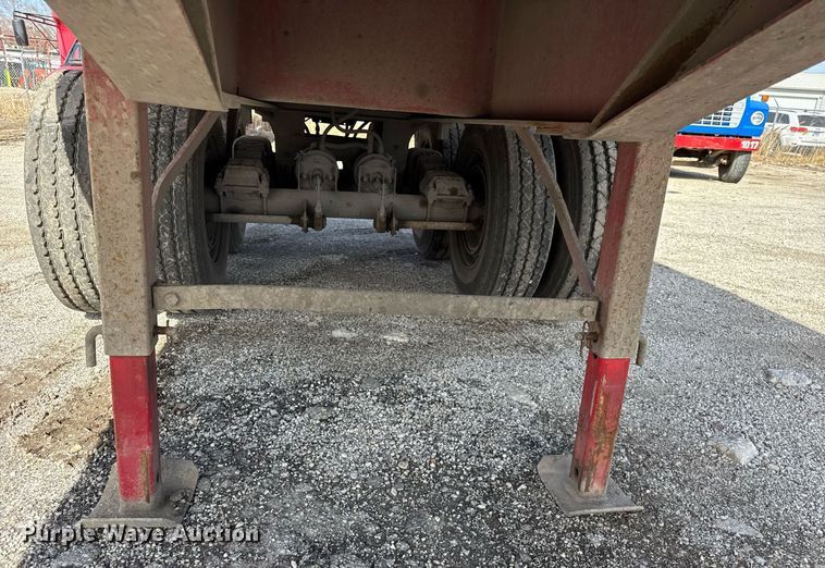 image for item DU3407 1989 Palmer end dump trailer