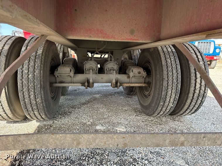 image for item DU3407 1989 Palmer end dump trailer
