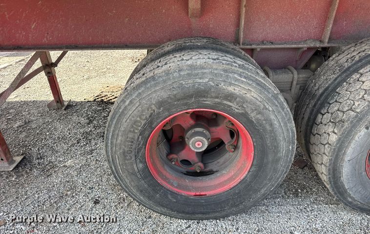 image for item DU3407 1989 Palmer end dump trailer