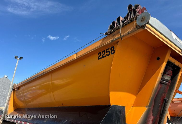 image for item DU3408 1989 Palmer  end dump trailer