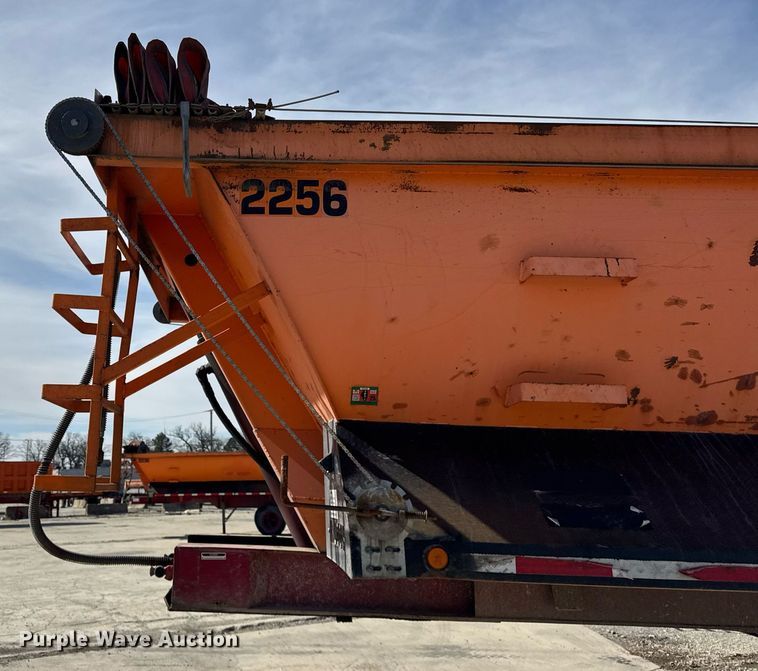 image for item DU3409 1989 Palmer end dump trailer