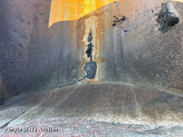 image for item DU3409 1989 Palmer end dump trailer