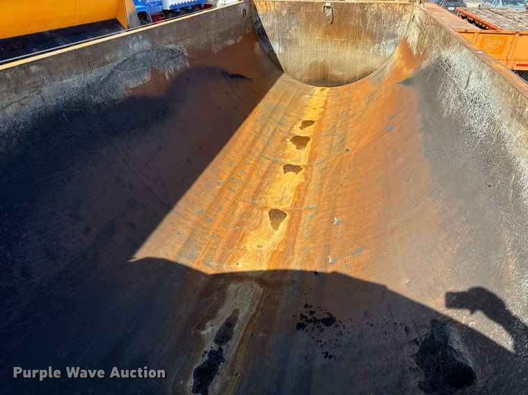 image for item DU3409 1989 Palmer end dump trailer