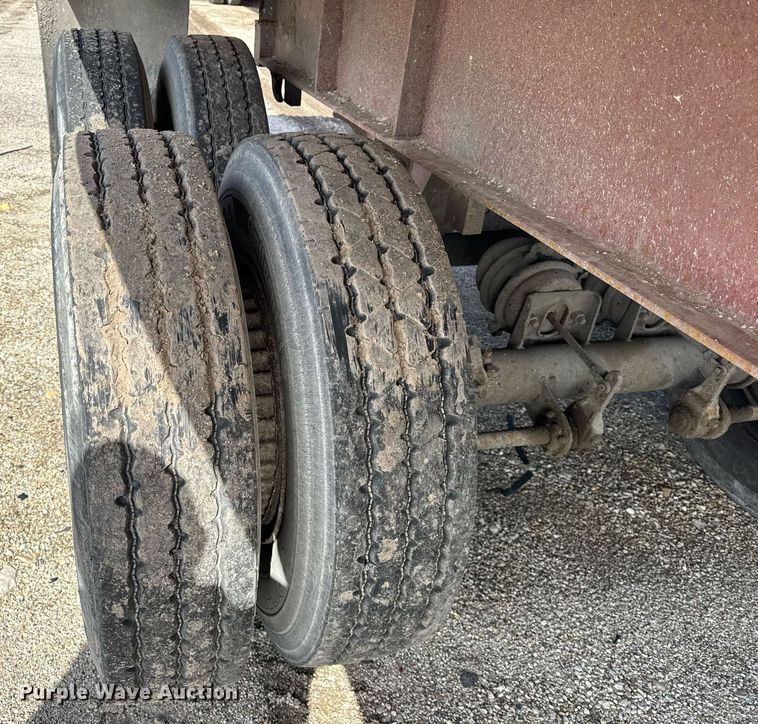 image for item DU3409 1989 Palmer end dump trailer