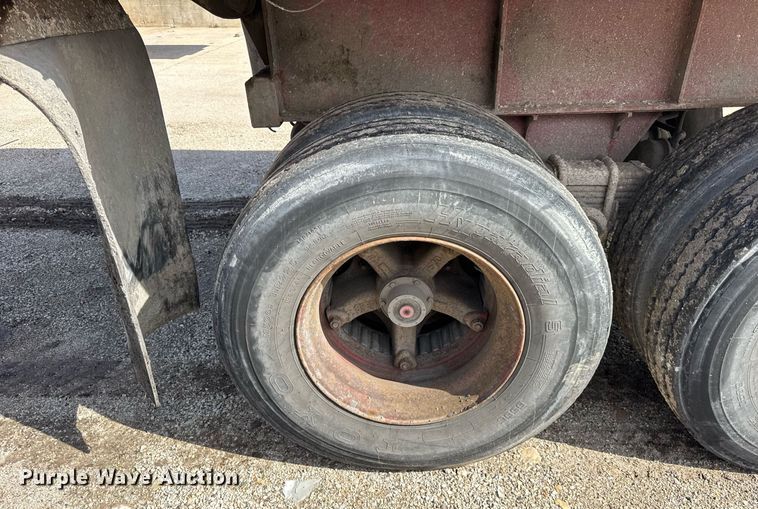 image for item DU3409 1989 Palmer end dump trailer