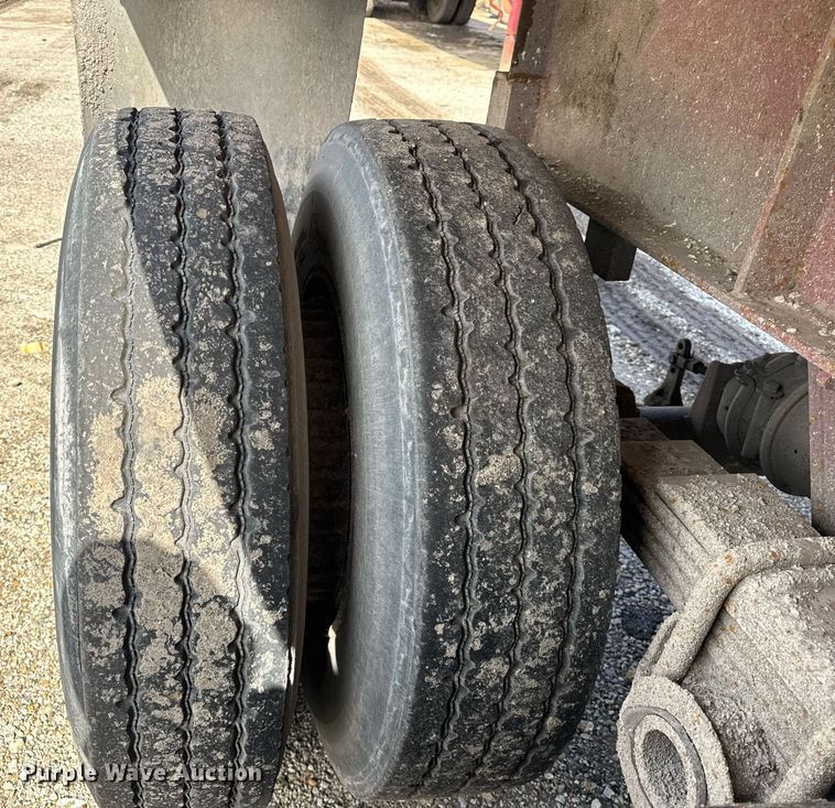 image for item DU3409 1989 Palmer end dump trailer