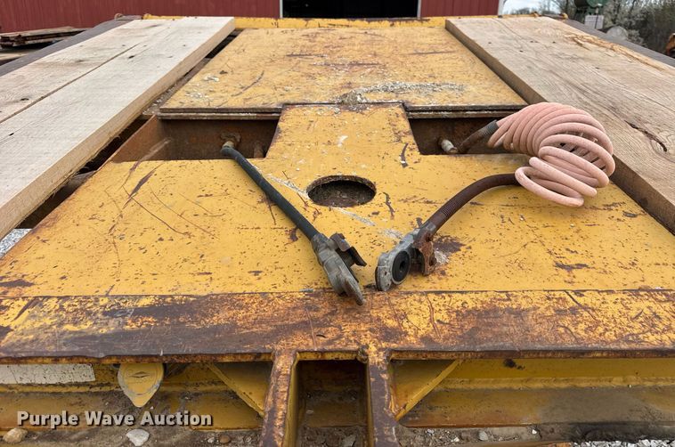 image for item DU3442 1978 Load King 353LFP lowboy equipment trailer