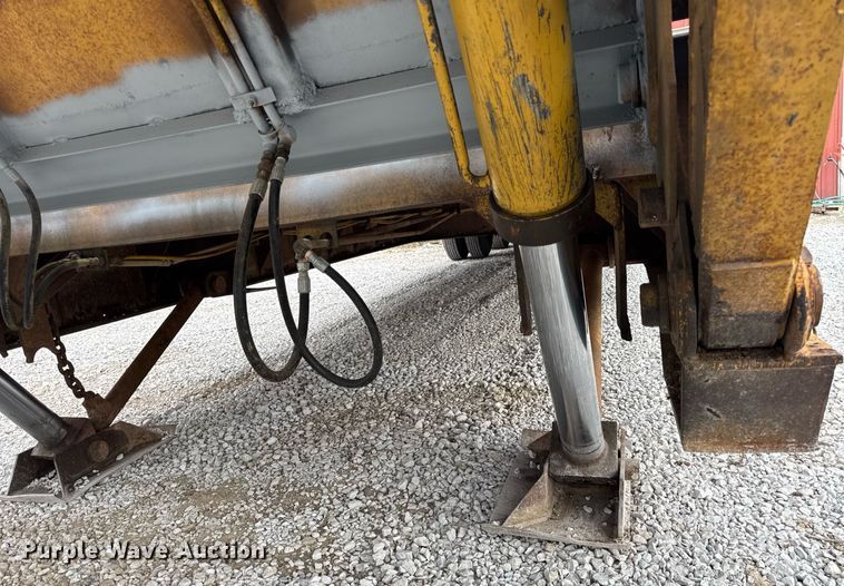 image for item DU3442 1978 Load King 353LFP lowboy equipment trailer