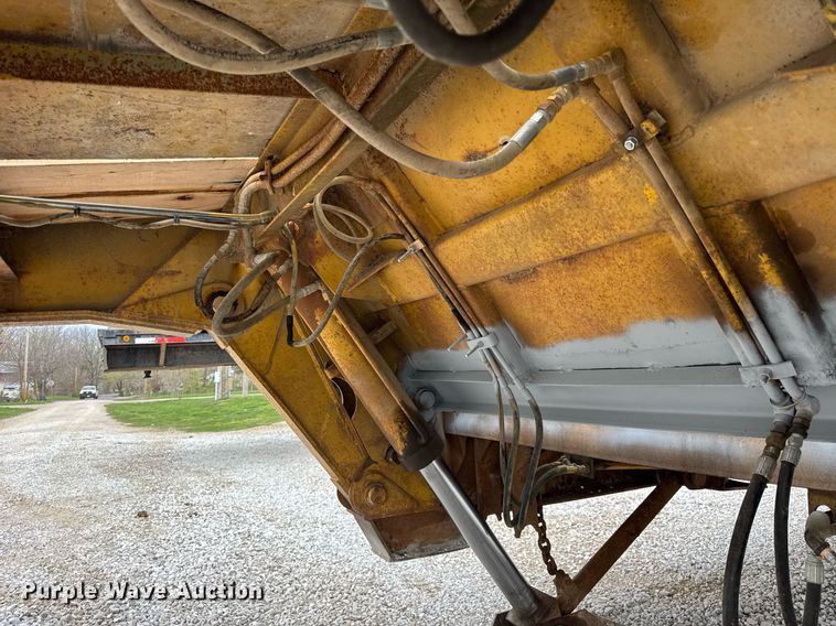 image for item DU3442 1978 Load King 353LFP lowboy equipment trailer