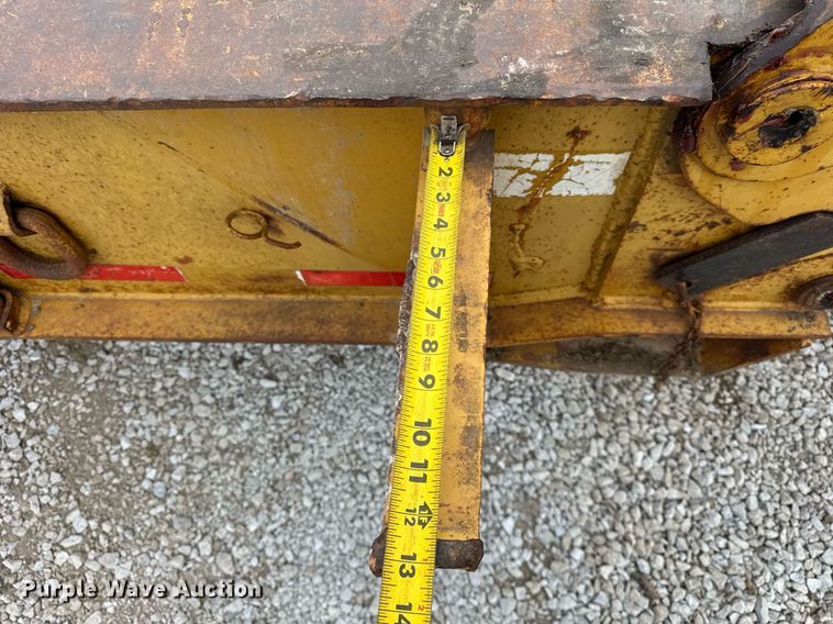 image for item DU3442 1978 Load King 353LFP lowboy equipment trailer