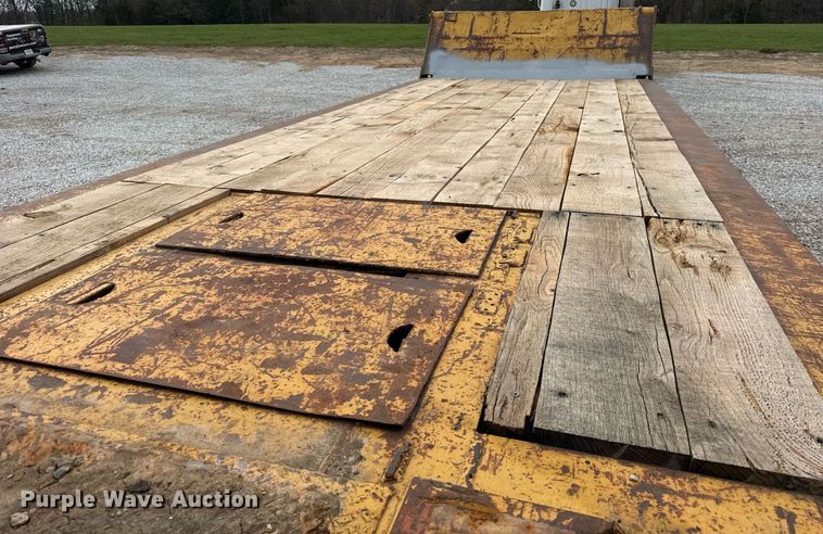 image for item DU3442 1978 Load King 353LFP lowboy equipment trailer