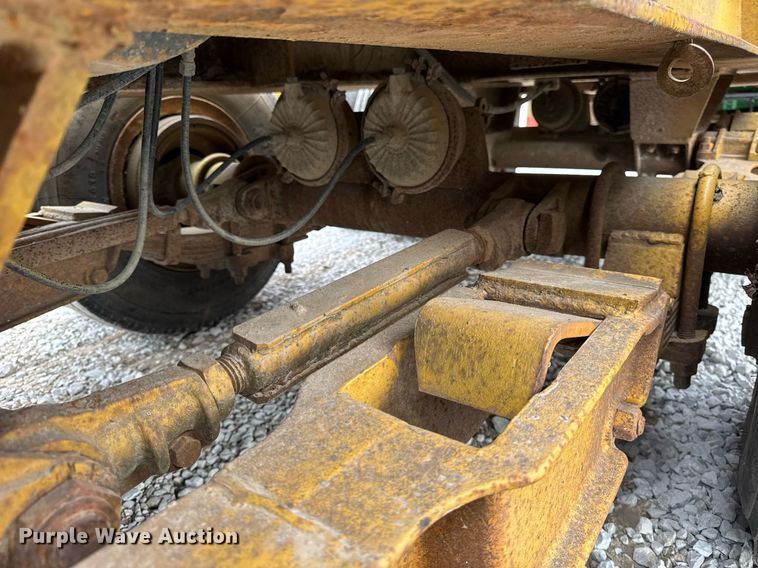 image for item DU3442 1978 Load King 353LFP lowboy equipment trailer