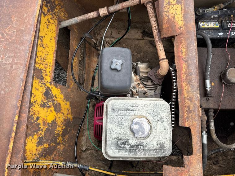 image for item DU3442 1978 Load King 353LFP lowboy equipment trailer