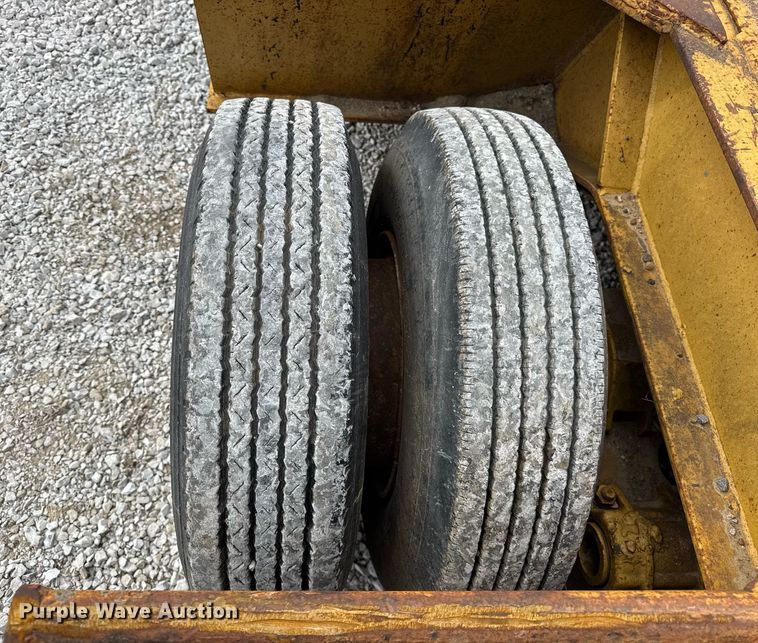 image for item DU3442 1978 Load King 353LFP lowboy equipment trailer