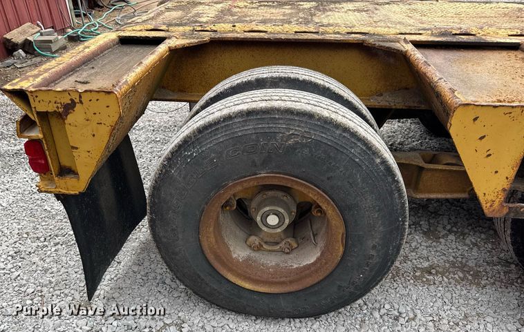 image for item DU3442 1978 Load King 353LFP lowboy equipment trailer