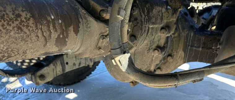 image for item DV0567 2016 Kenworth  T880 semi truck