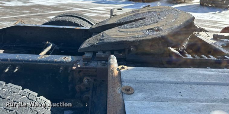 image for item DV0569 2015 Mack CXU613 semi truck