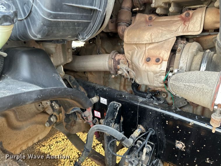 image for item DV0605 2015 Freightliner  Cascadia 125 semi truck