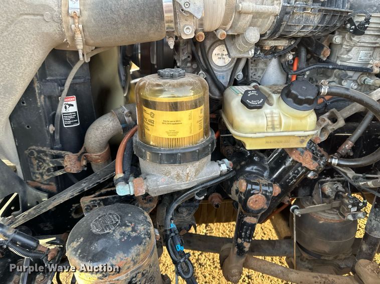 image for item DV0605 2015 Freightliner  Cascadia 125 semi truck