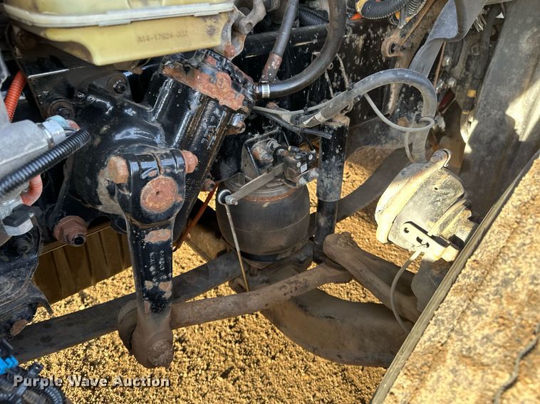 image for item DV0605 2015 Freightliner  Cascadia 125 semi truck