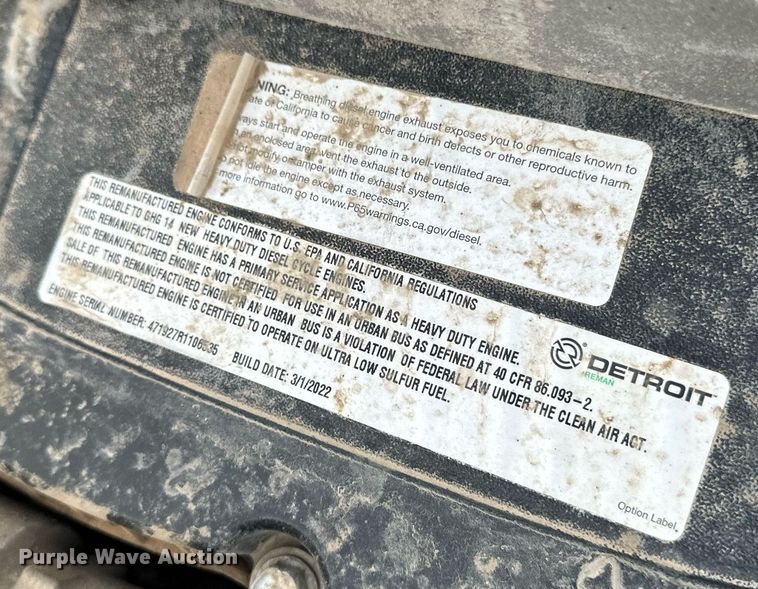 image for item DV0605 2015 Freightliner  Cascadia 125 semi truck