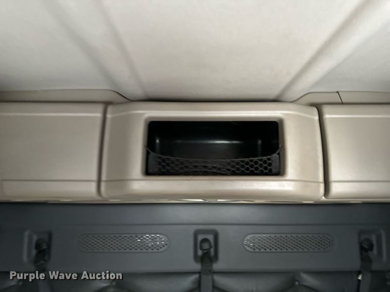 image for item DV0606 2015 Freightliner  Cascadia 125 semi truck