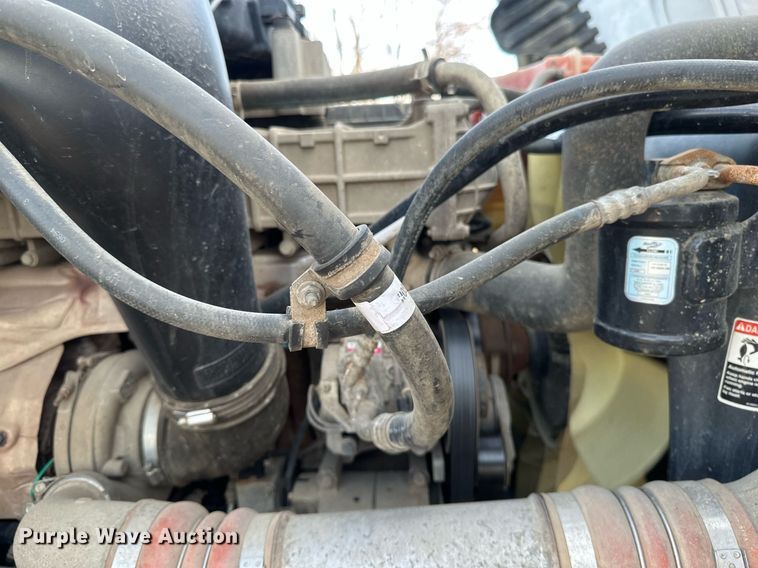 image for item DV0606 2015 Freightliner  Cascadia 125 semi truck