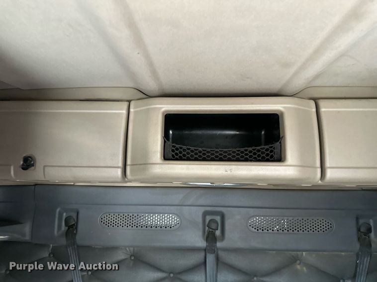 image for item DV0607 2015 Freightliner Cascadia 125 semi truck