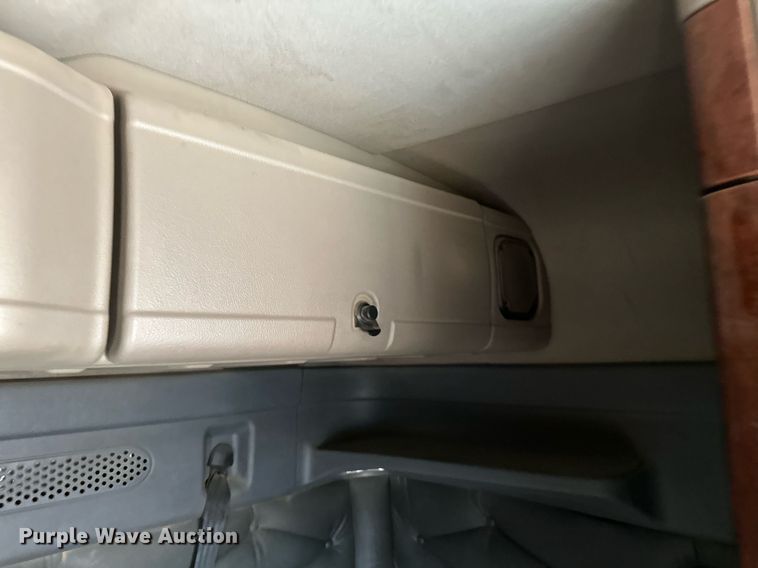 image for item DV0607 2015 Freightliner Cascadia 125 semi truck